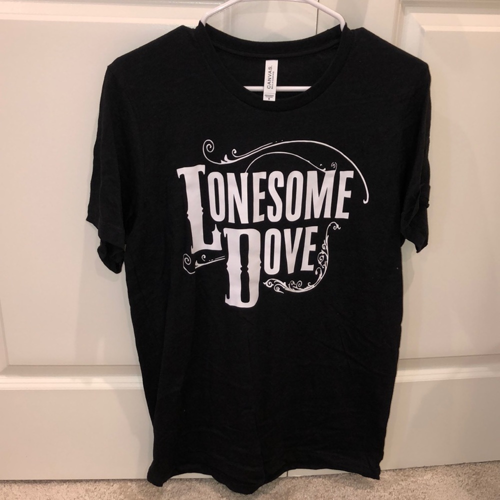 Graphic tee